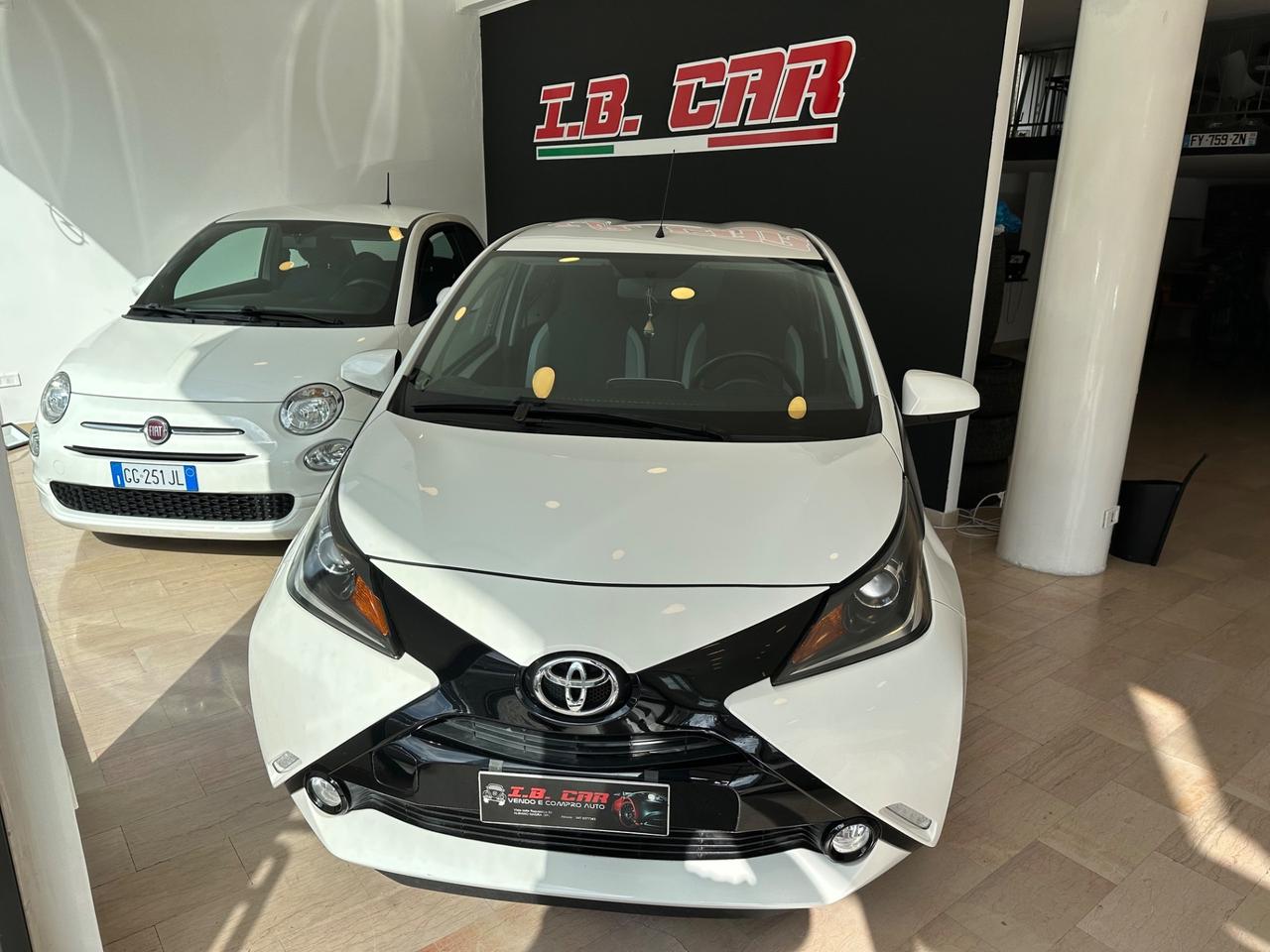 Toyota Aygo 1.0 VVT-i 69 CV 5 porte x-clusiv