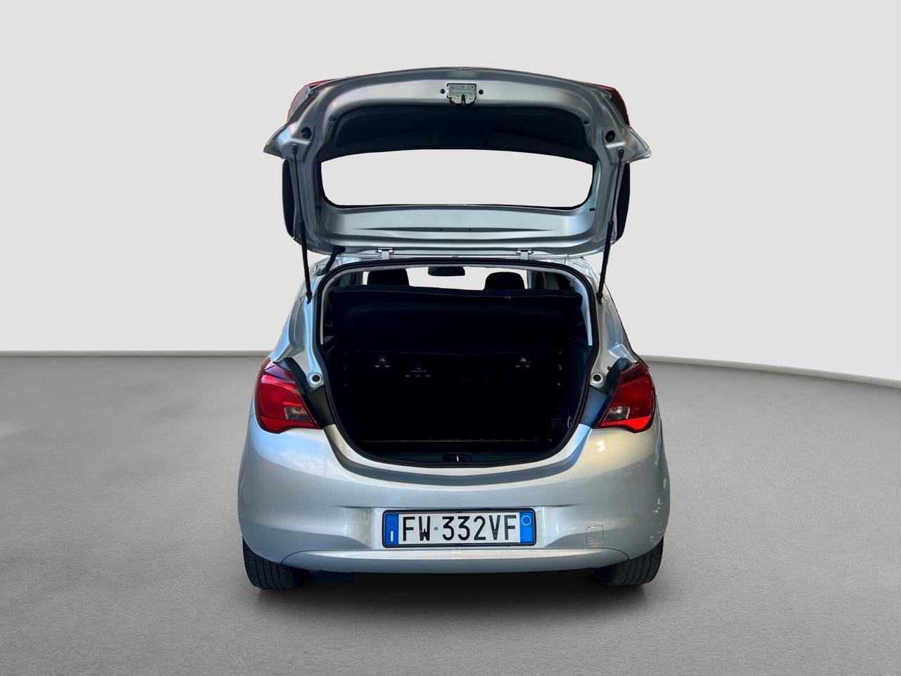 Opel Corsa 1.2 5 porte