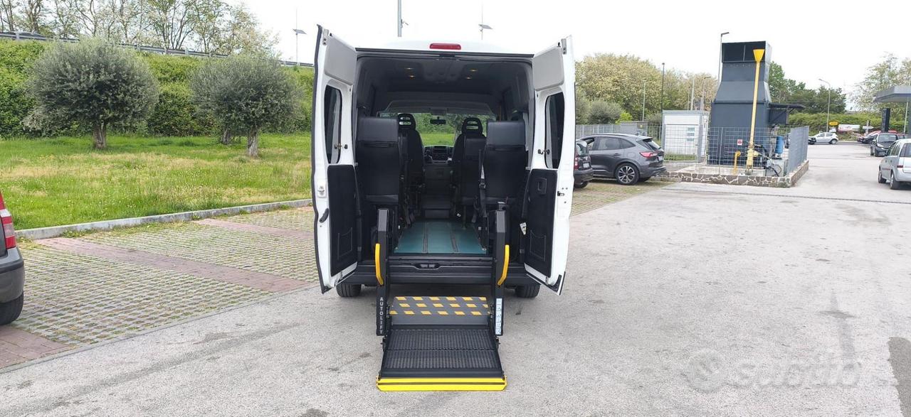 Fiat Ducato 9 Posti Trasporto Disabili