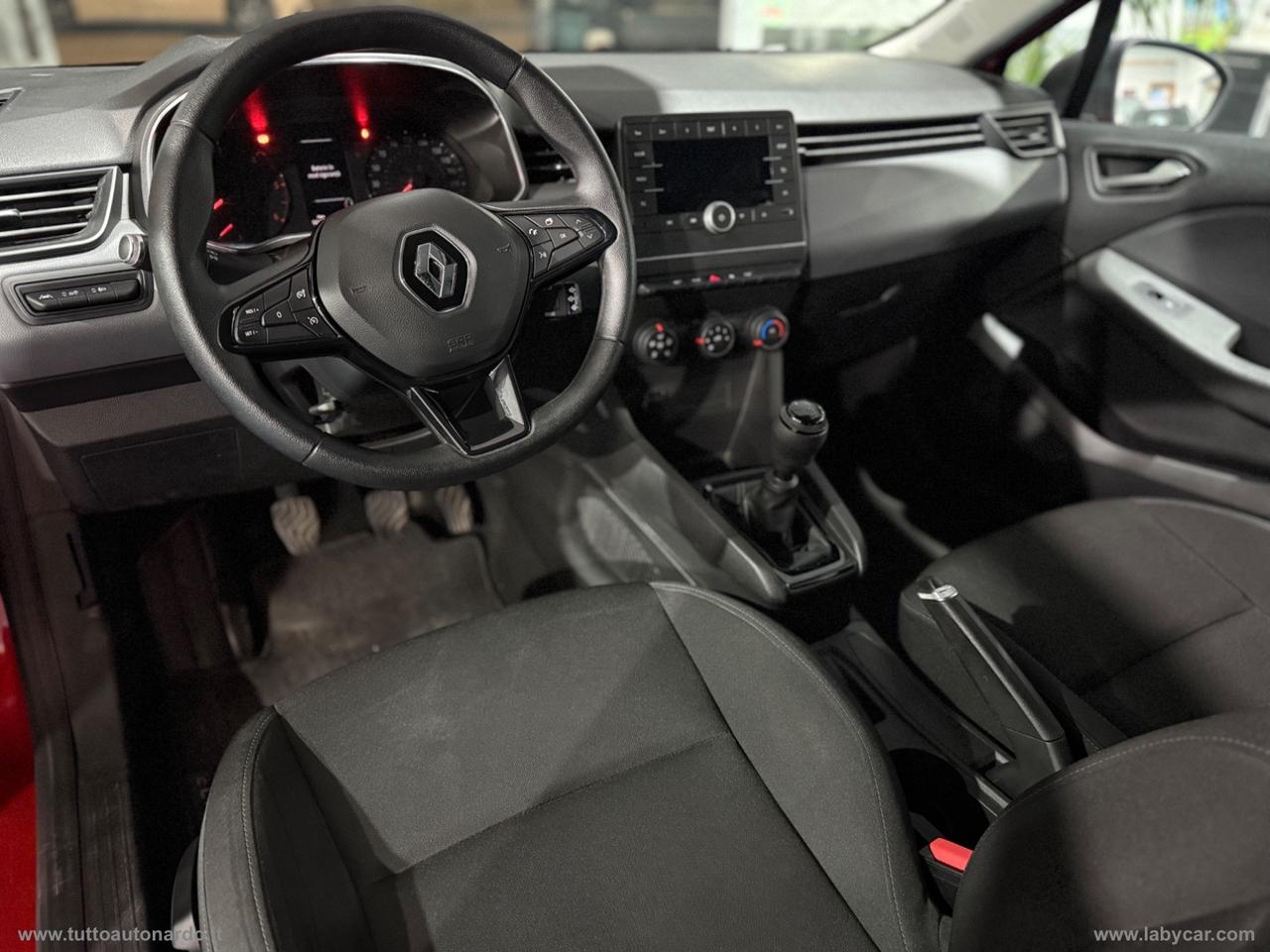 RENAULT Clio dCi 8V 90CV 5p. Moschino Life