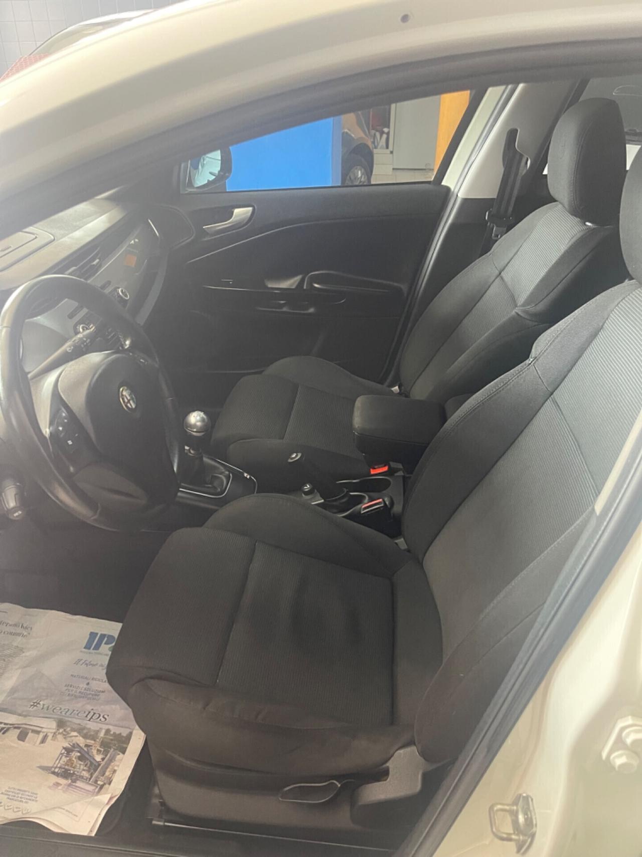 Alfa Romeo Giulietta 2.0 JTDm-2 140 CV Distinctive