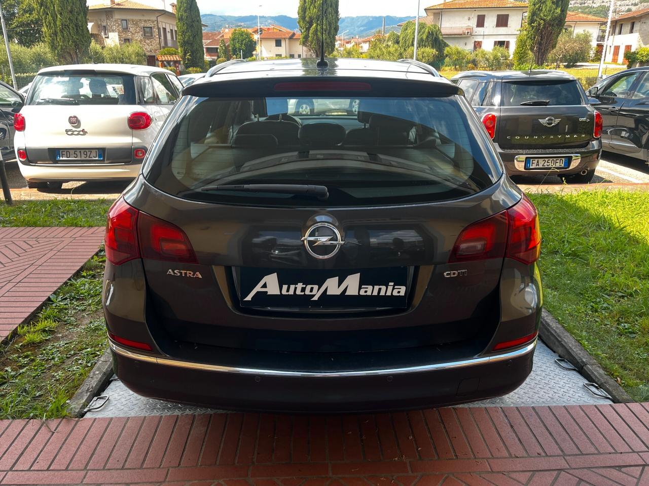 Opel Astra 1.7 CDTI 130CV Sports Tourer Cosmo Fleet