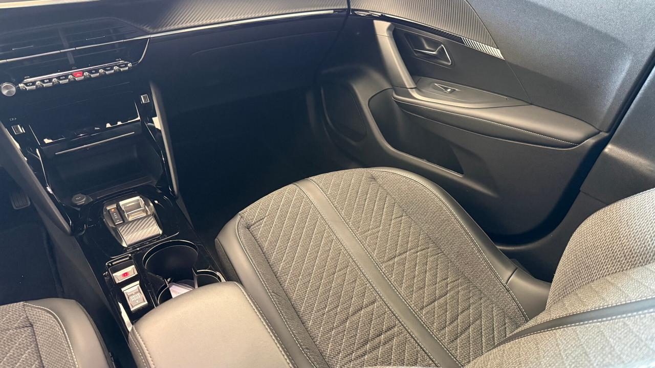 PEUGEOT 2008 1.5 DIESEL RESTYLING