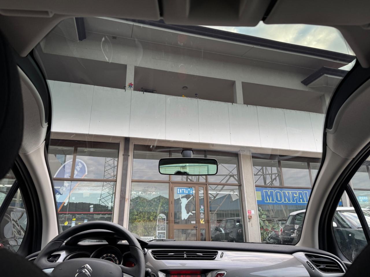 Citroen C3 1.1 Exclusive 18.000KM ORIGINALI!!