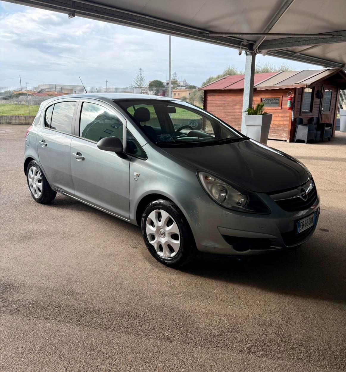 Opel Corsa 1.0 12V 5 porte Club