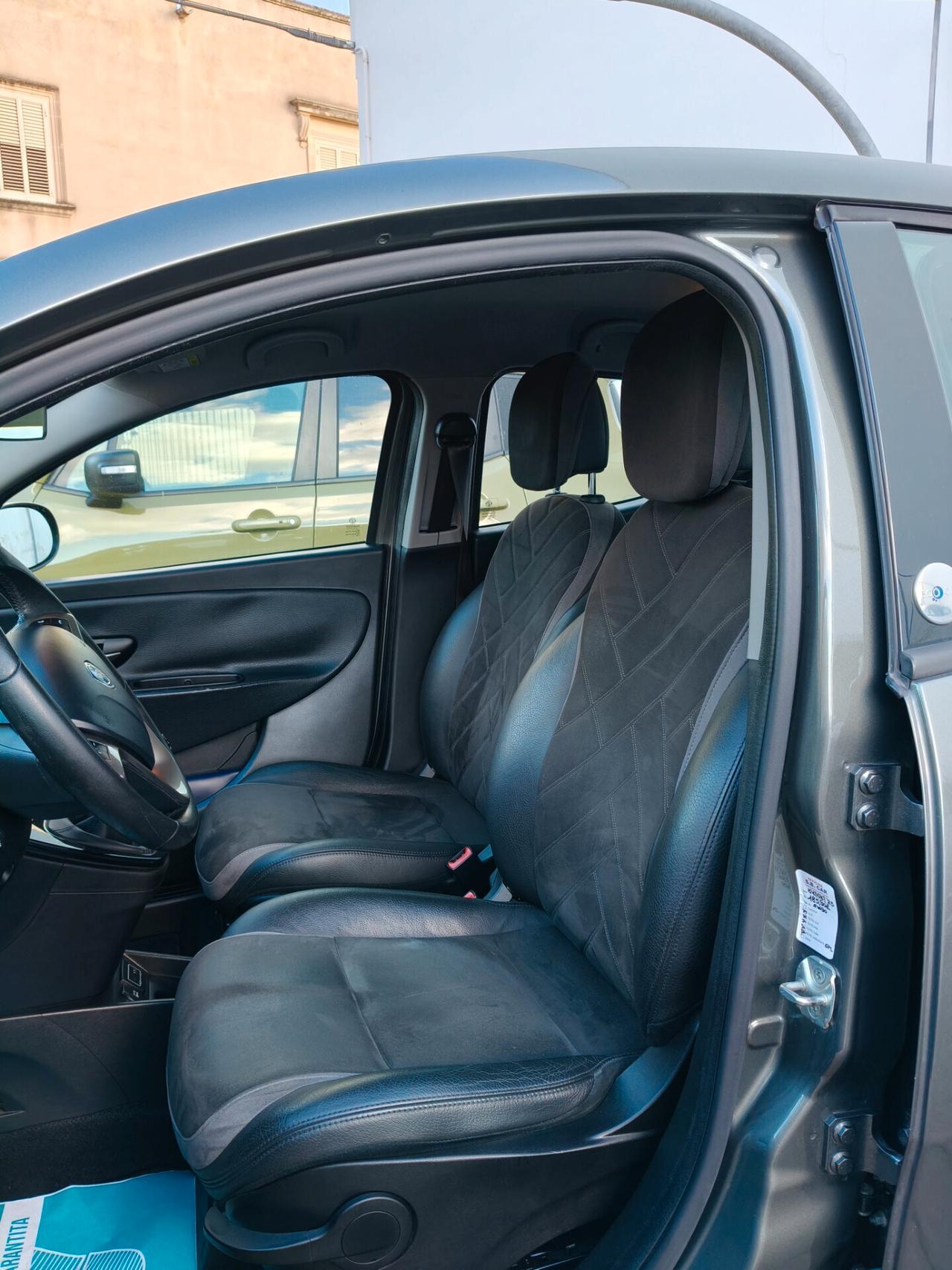 Lancia Ypsilon 1.2 69 CV 5 porte GPL Ecochic Elle