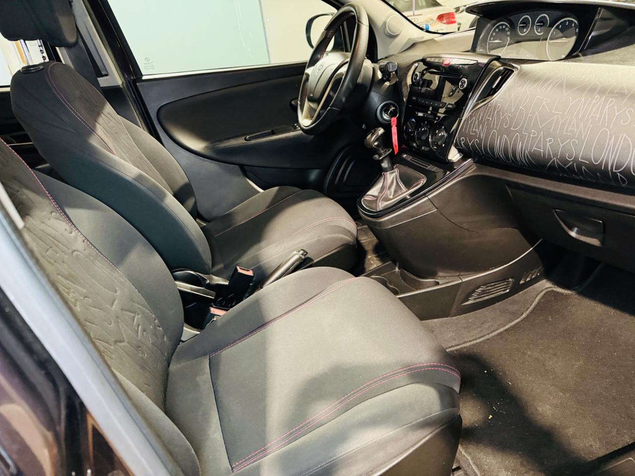 Lancia Y 0.9*80 CV* Ecochic (GPL) Gold*NEOPATENTATI*