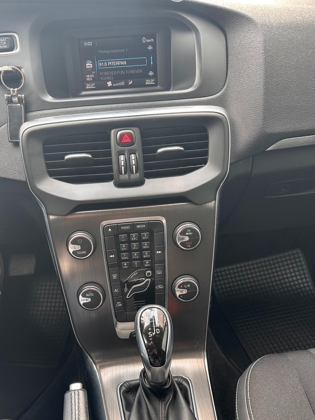 Volvo V40 D2 1.6 Powershift Business Edition