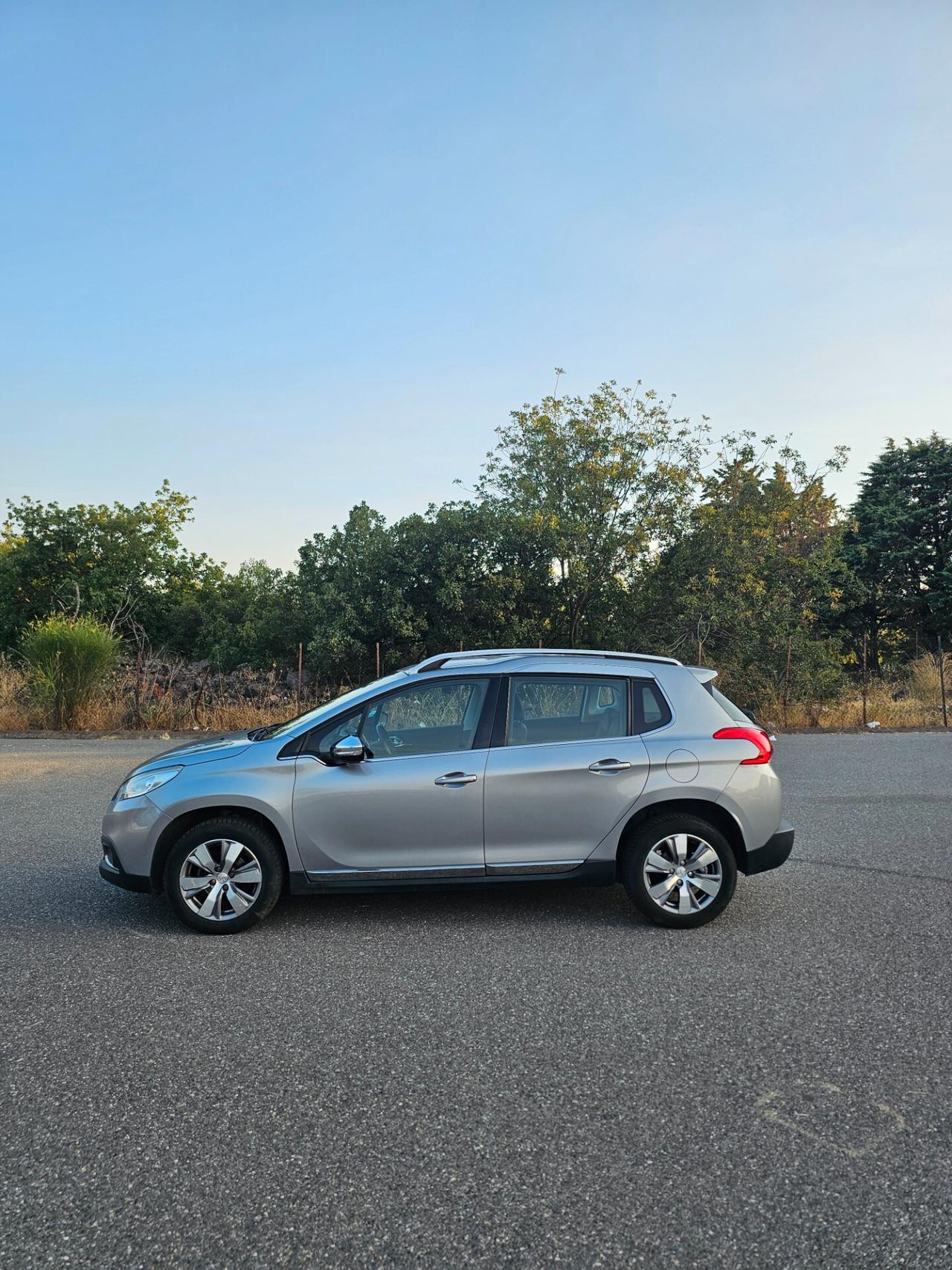 Peugeot 2008 Allure 1.6 diesel