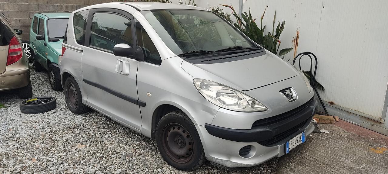 peugeot 1007 argento clima radio etc