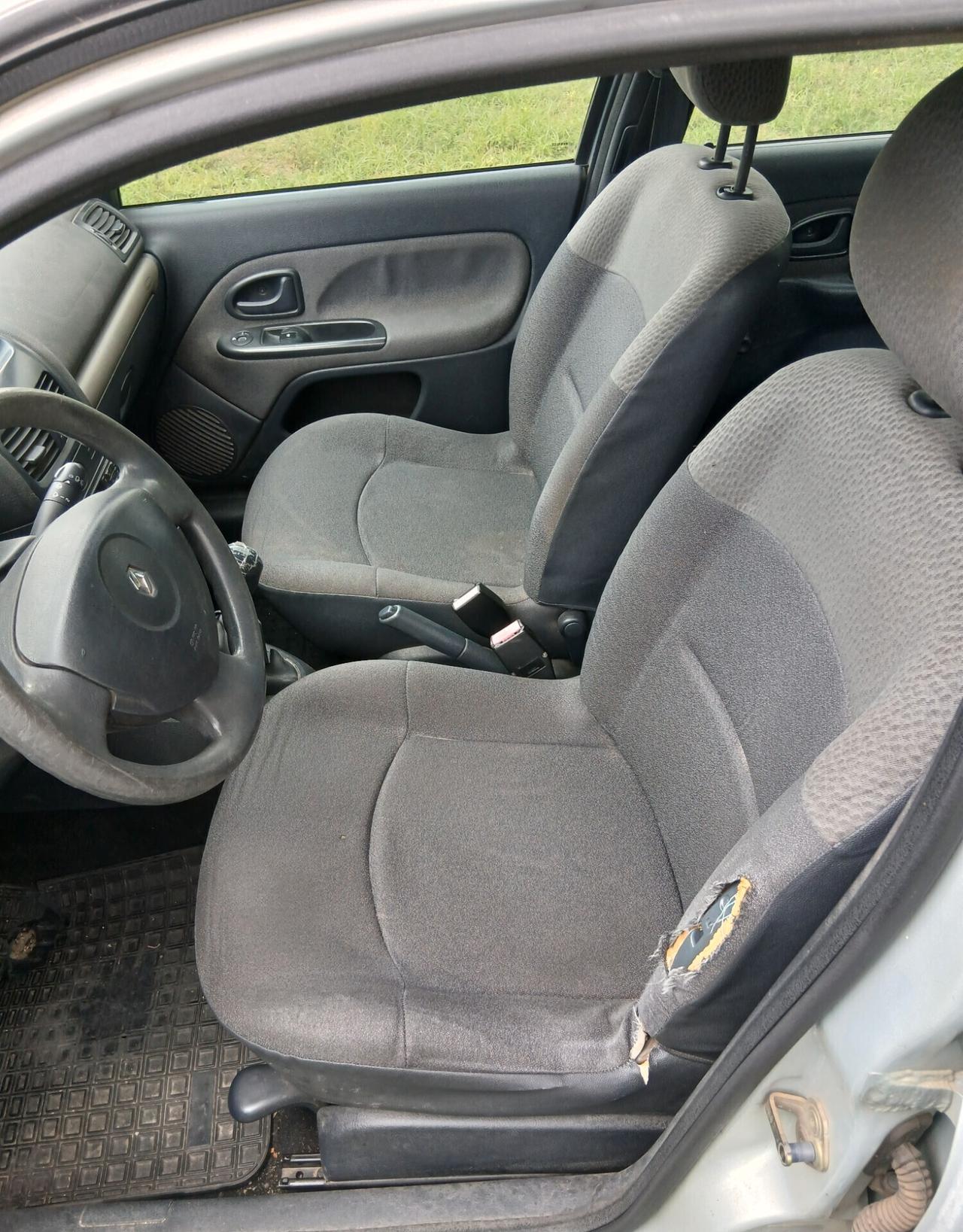 Renault Clio 1.5 diesel 65 cv