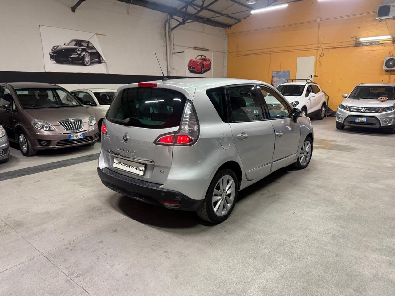 Renault Scenic Scénic XMod 1.6 dCi 130CV Start&Stop Bose