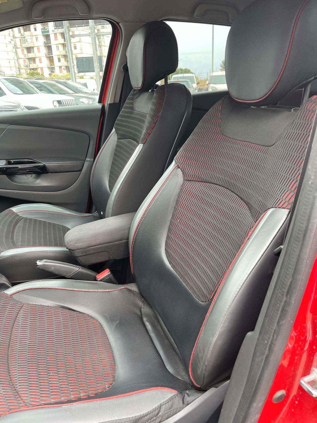 Renault Captur 1.5 dCi 90 CV Automatica