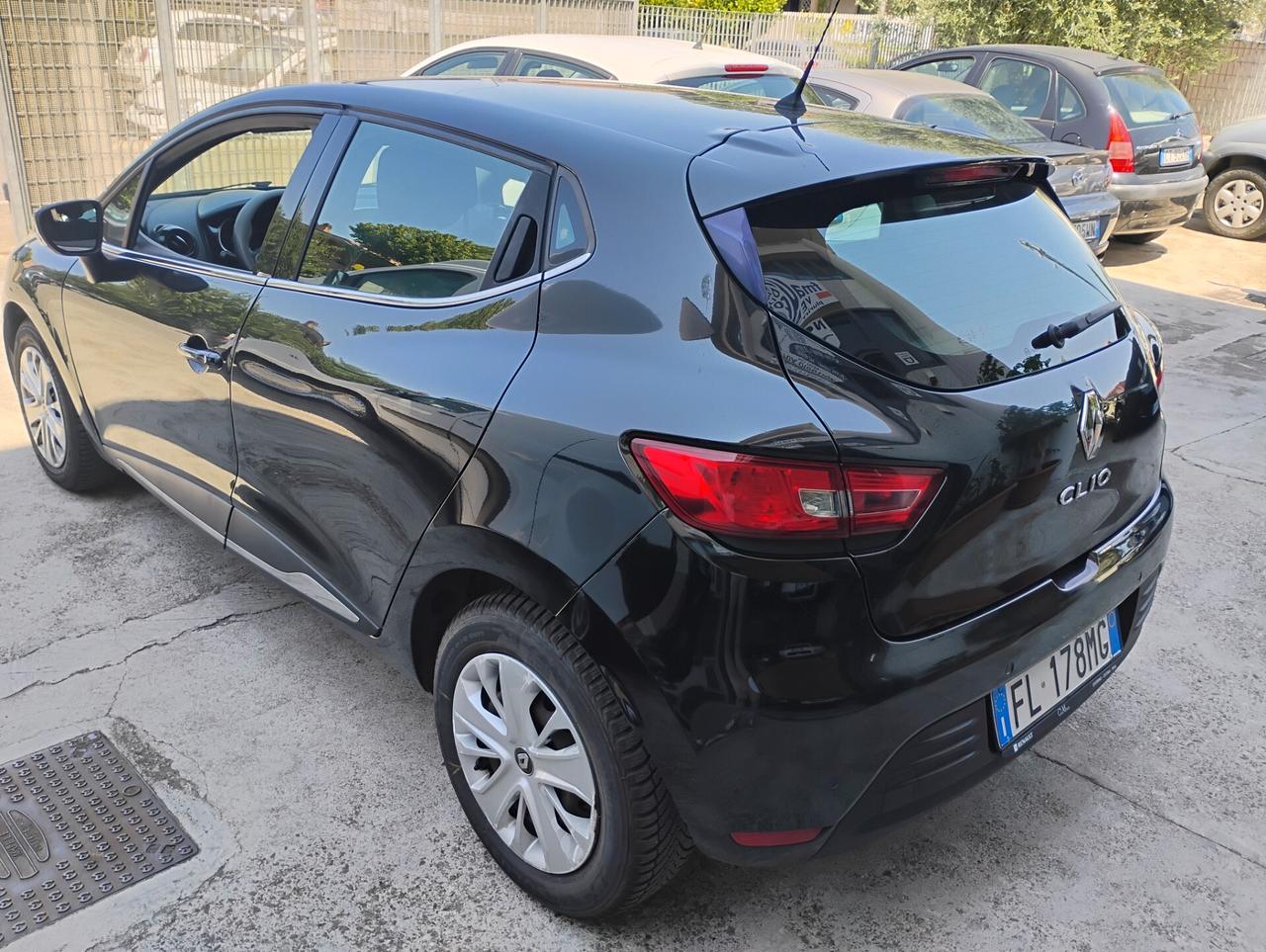 Renault Clio 1.2 75CV 5 porte Life