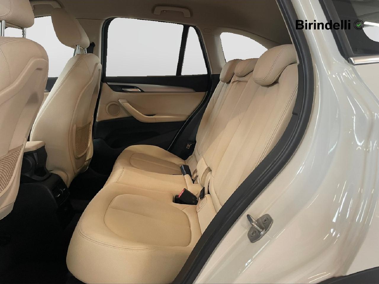 BMW X1 (F48) - X1 xDrive20d Business