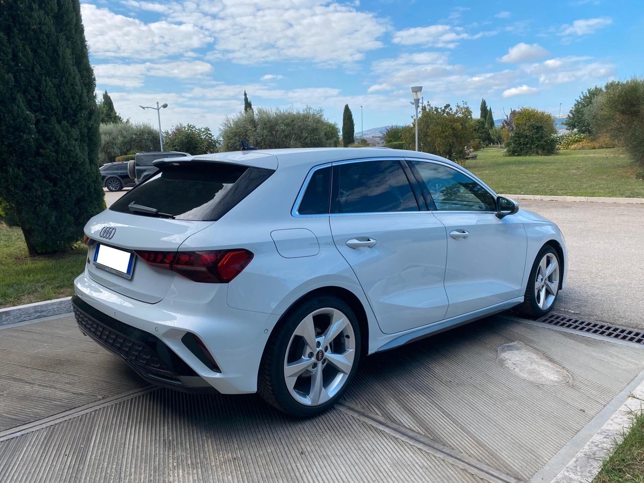 Audi A3 SPB 35 TDI S tronic line edition