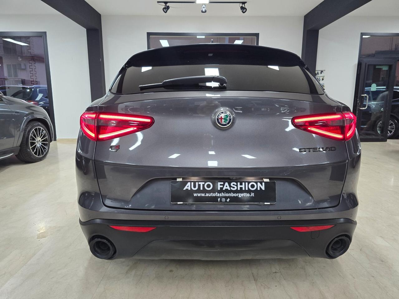Alfa Romeo Stelvio 2.2 Turbodiesel 190 CV AT8 Q4 Sprint