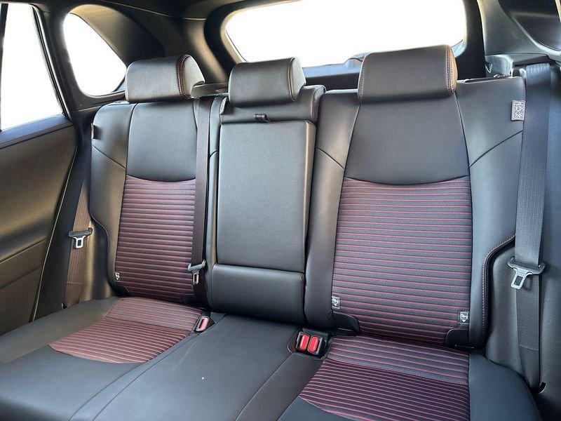 Toyota RAV4 Plug-in 2.5 PHEV E-CVT More Dynamic AWD-i