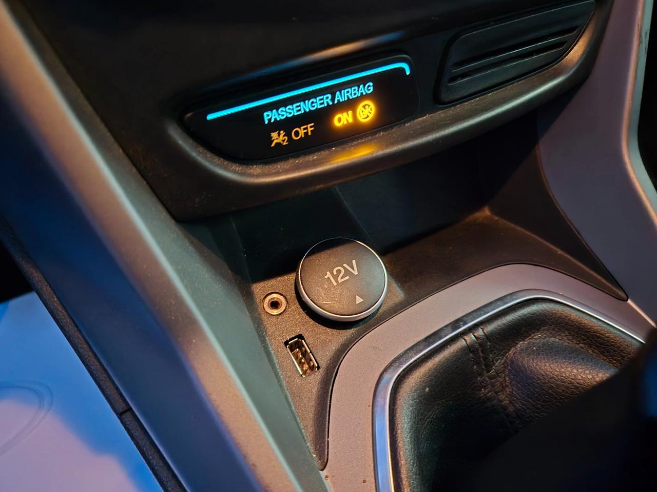 Ford B-Max 1.5 TDCi 75 CV Business Titanium