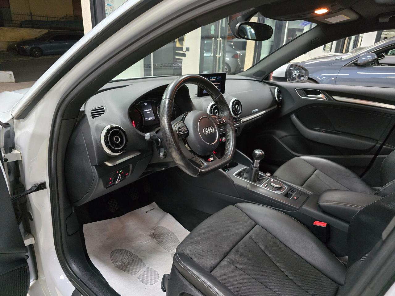 Audi A3 SPB 2.0 TDI Sline (Tetto panorama)