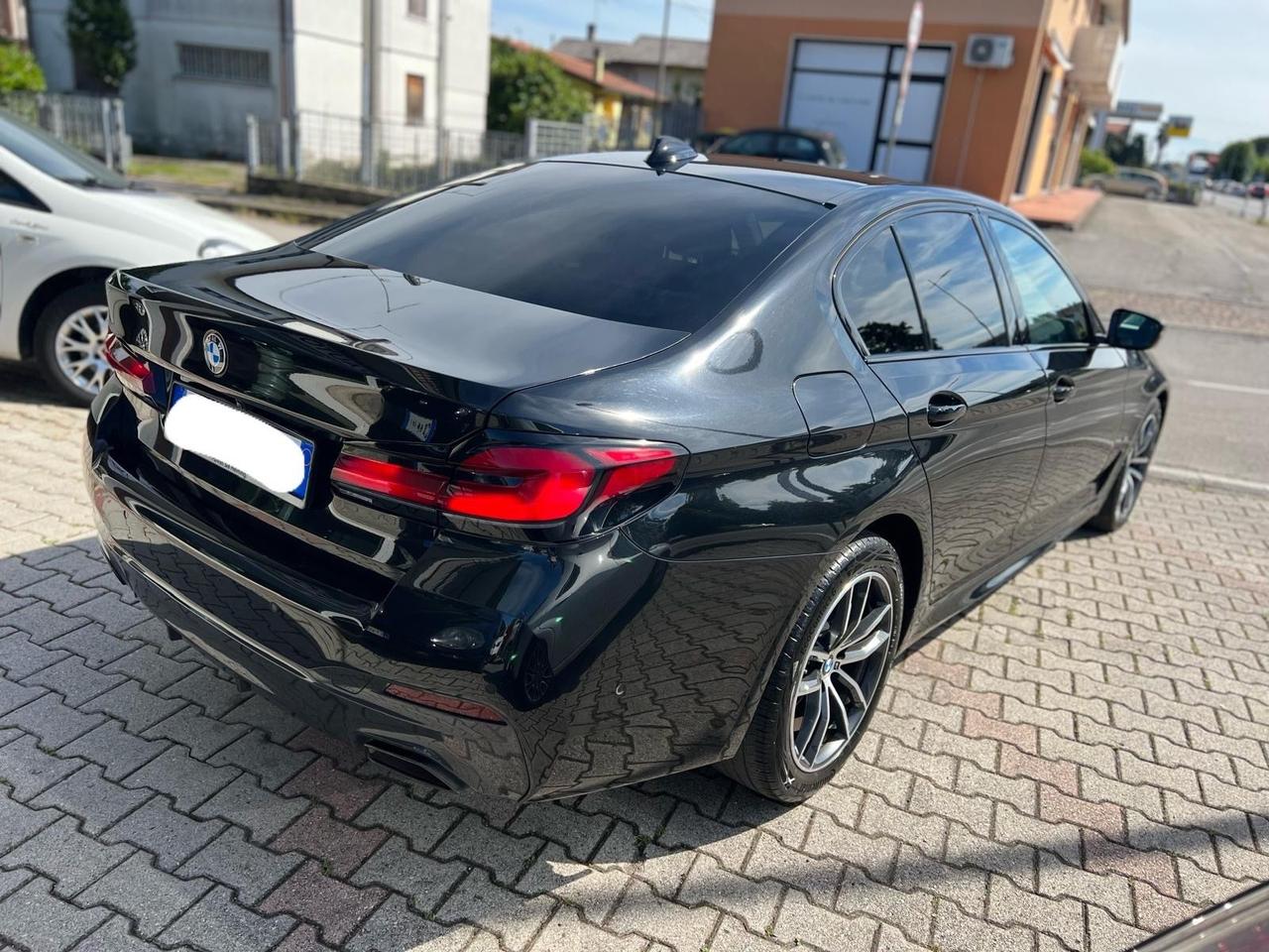 Bmw serie 5 M-Sport 520d 190cv.