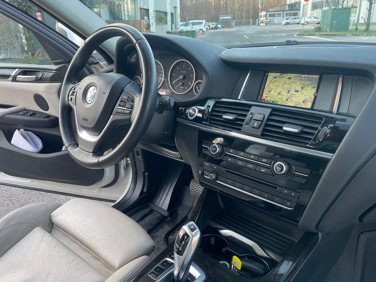 Bmw X4 xDrive20d xLine*Gancio traino*Pelle*Navi*Tetto*