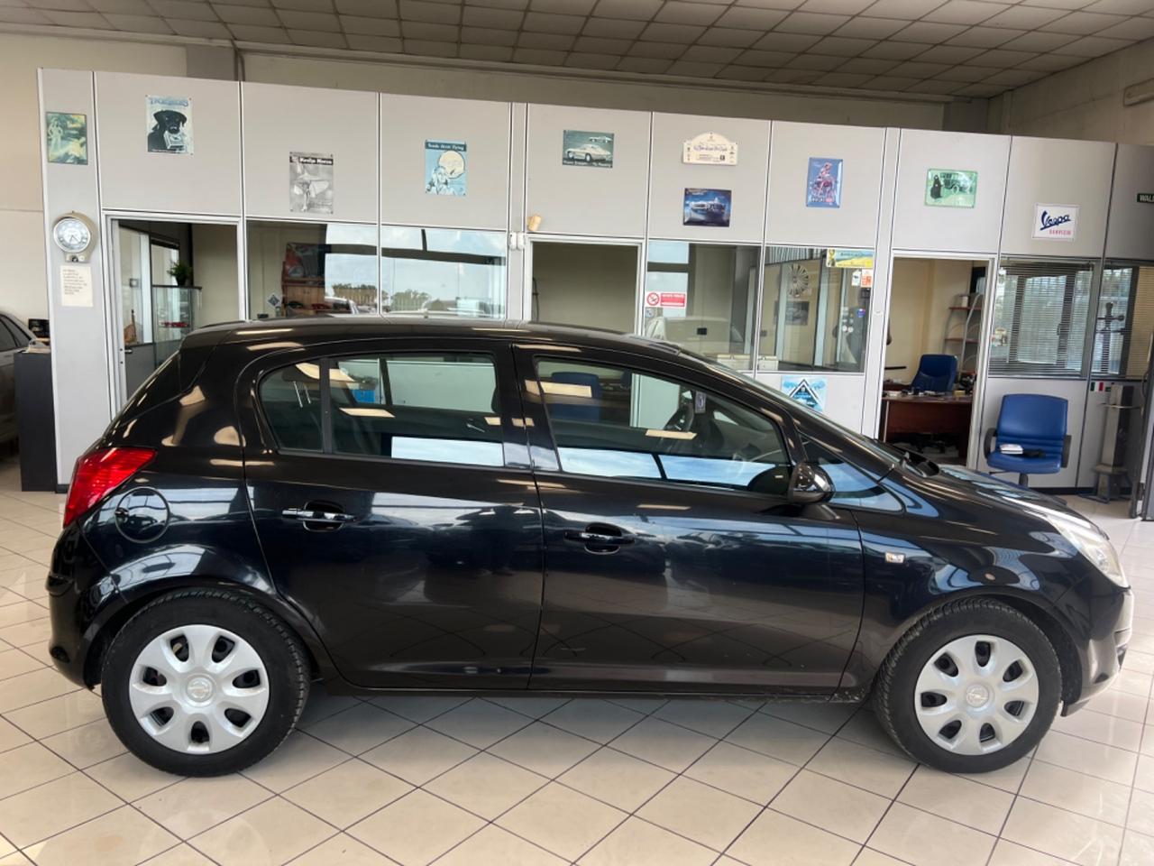 Opel Corsa 1.2 80CV 5 porte GPL-TECH Enjoy