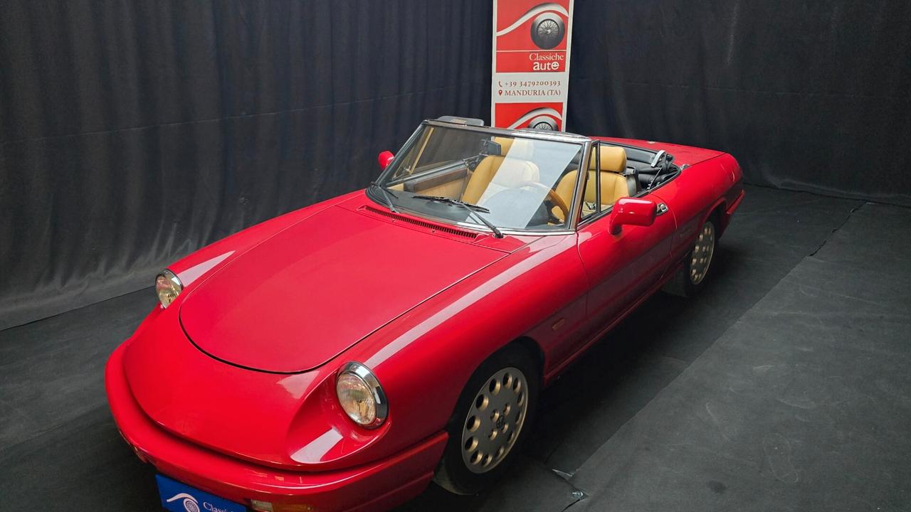 Alfa Romeo Spider 2.0i