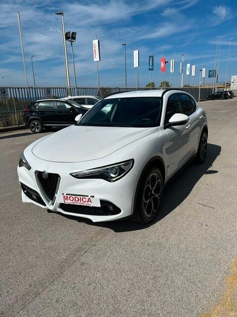Alfa Romeo Stelvio 2.2 Turbodiesel 210 CV AT8 Q4 Super