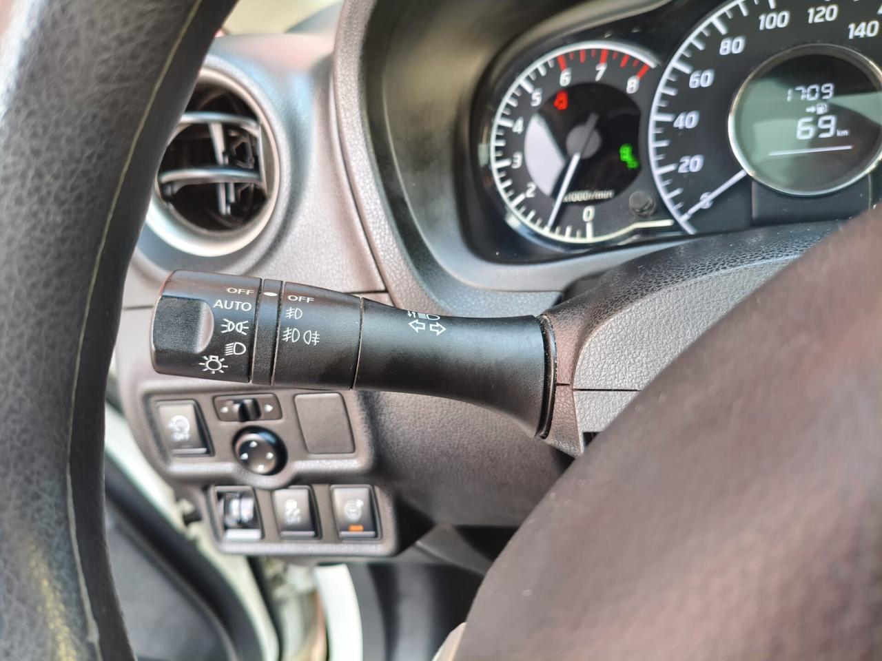 Nissan Note 1.2 12V DIG-S 98CV Tekna