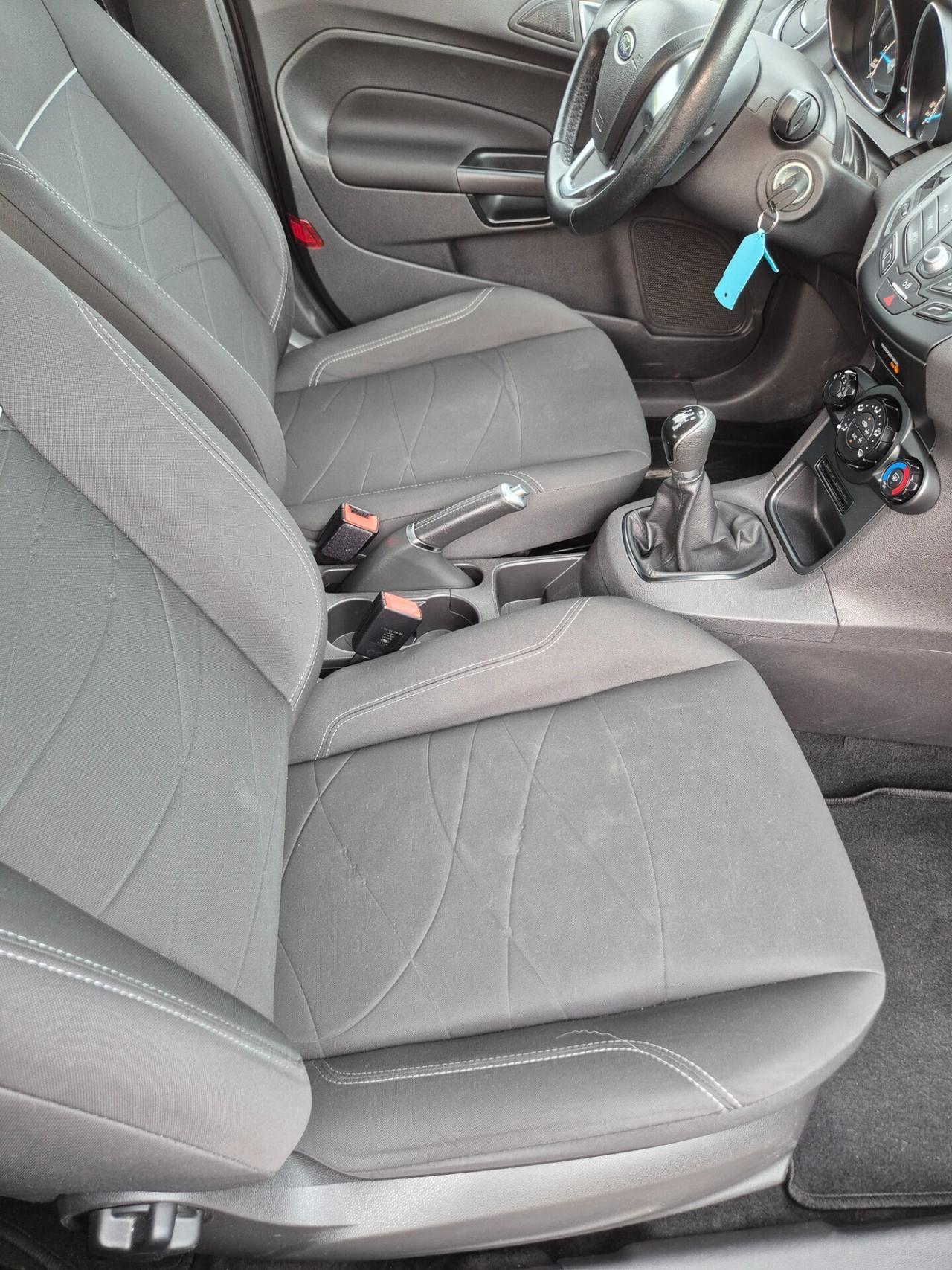 Ford Fiesta 1.5 TDCi 75CV 5 porte ST-Line