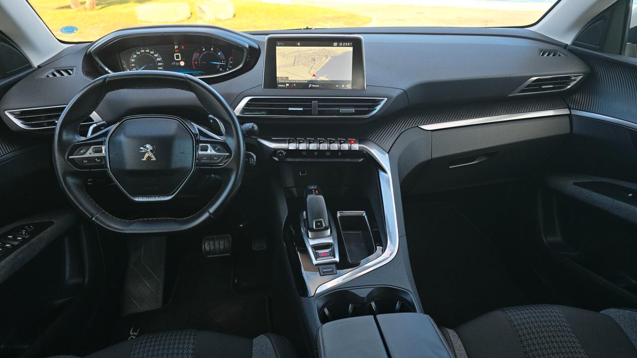 Peugeot 3008 BlueHDi 120 S&S EAT6 Business