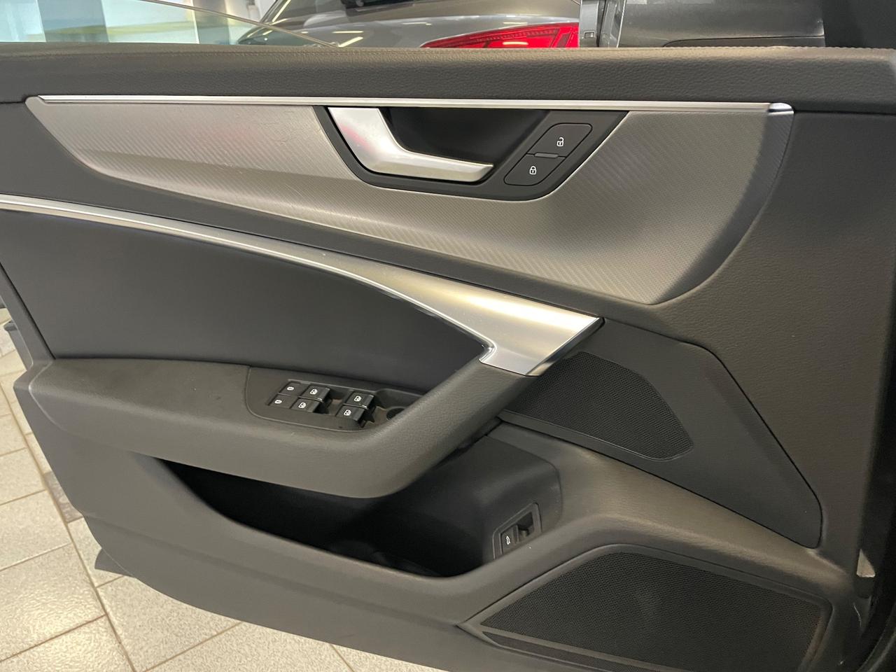 Audi A6 Avant 40 2.0 TDI quattro ultra S tronic Design S-Line