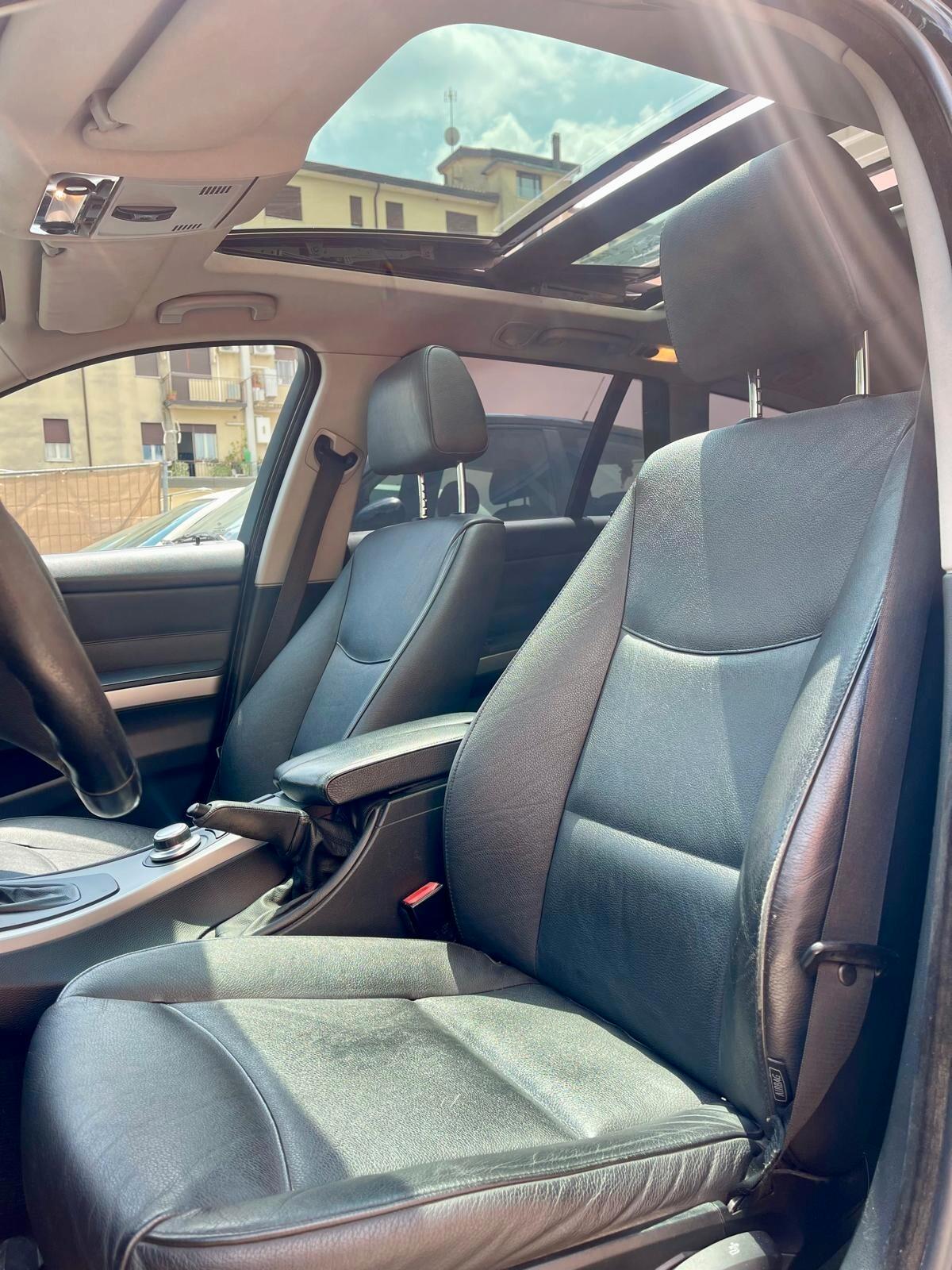 Bmw 320d AUTOMATICA NAVI TETTUCCIO