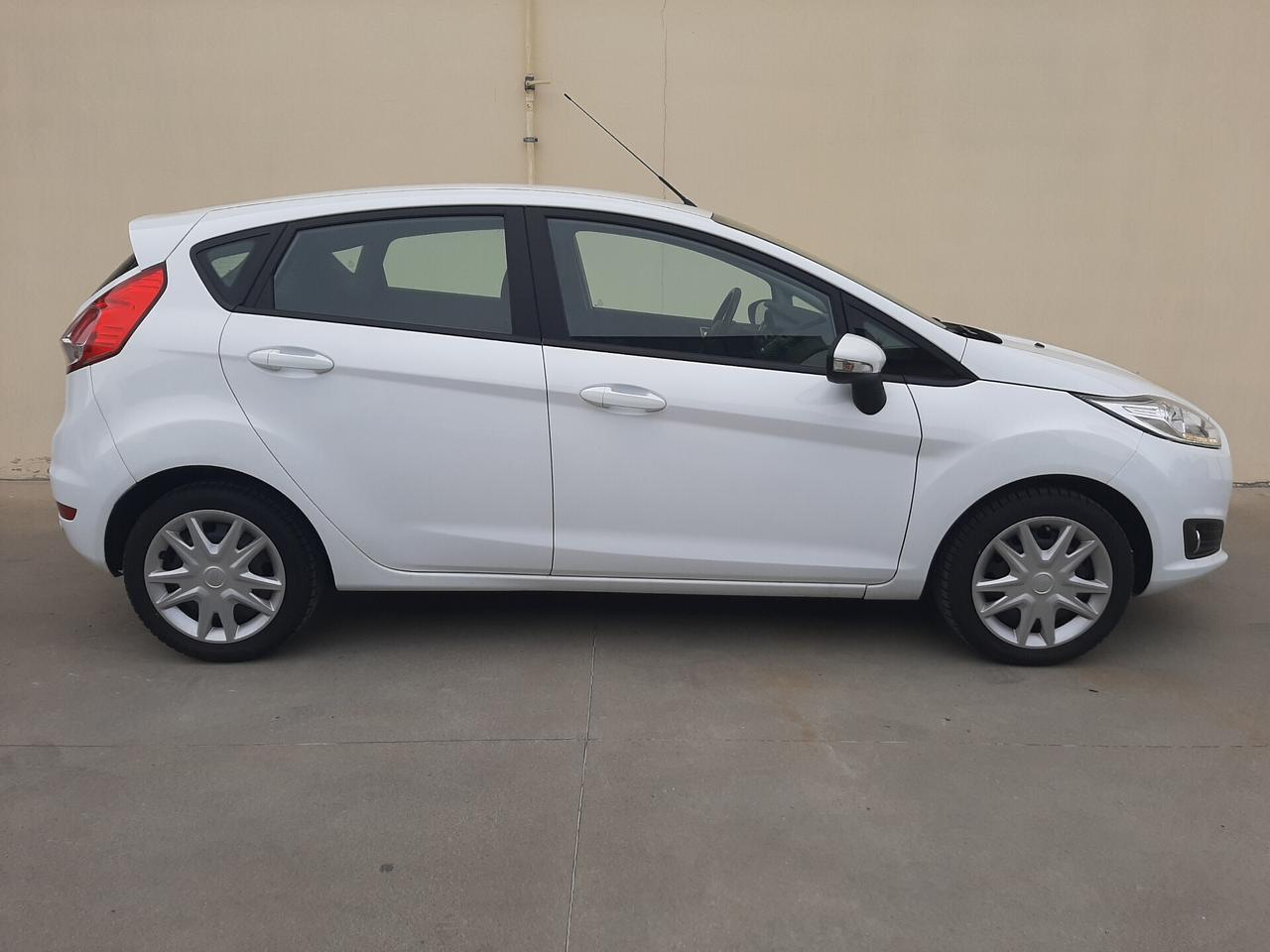 Ford Fiesta 1.5 TDCi 75CV 5 porte Business