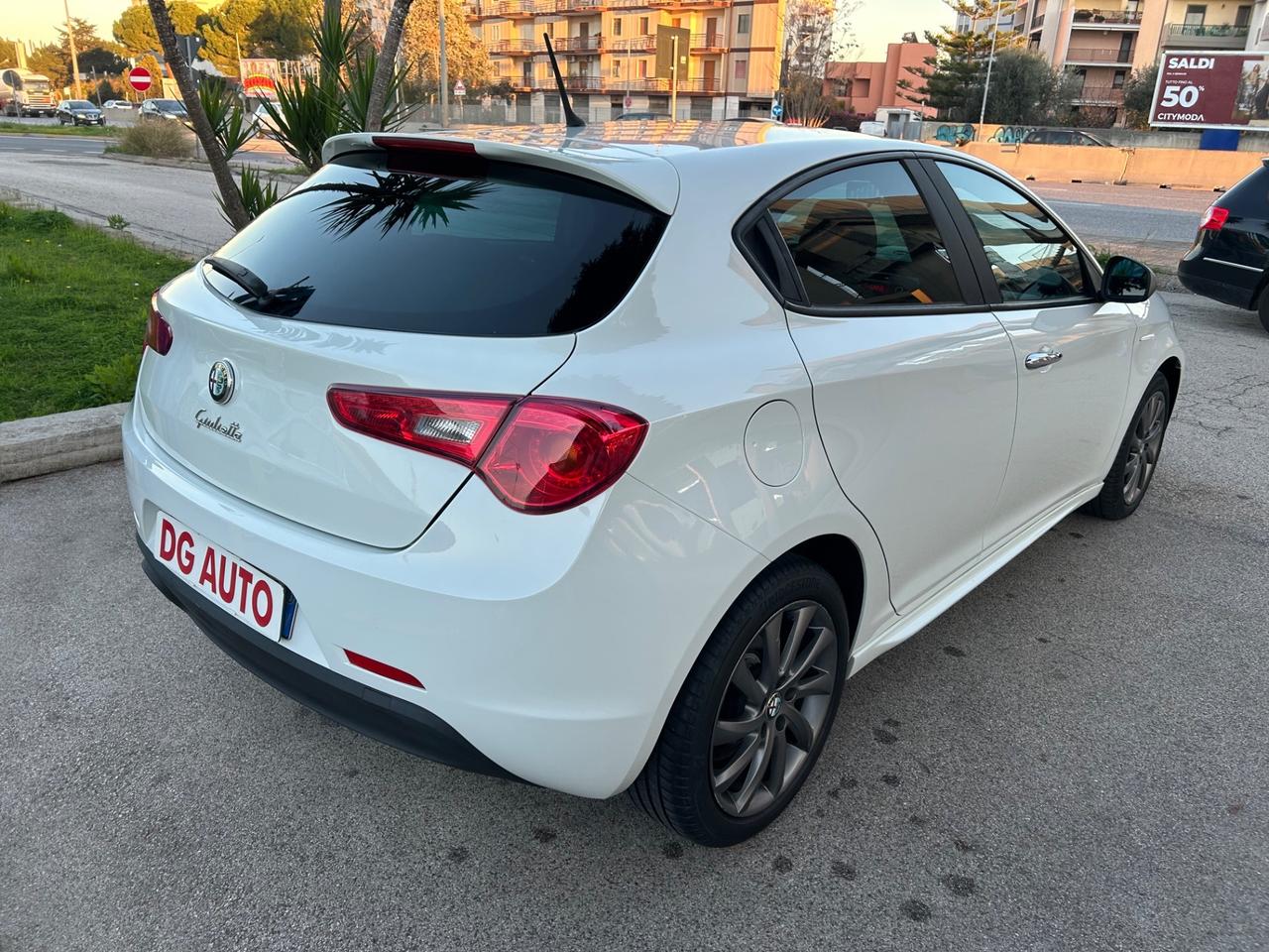 Alfa Romeo Giulietta 1.6 JTDm-2 105 CV 2013 103km