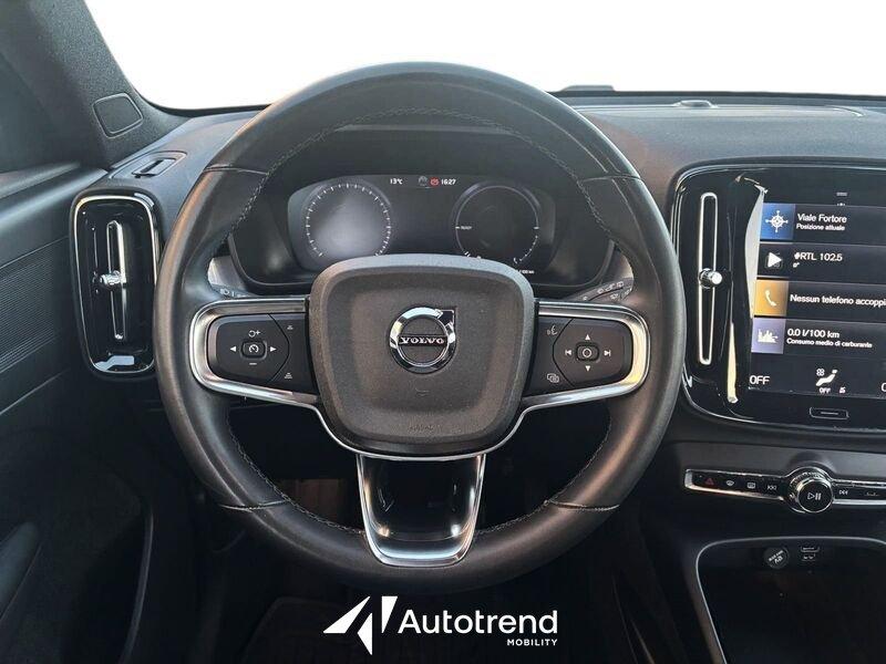 Volvo XC40 T5 180+82 CV Plug-in Hybrid Recharge Automatica Core