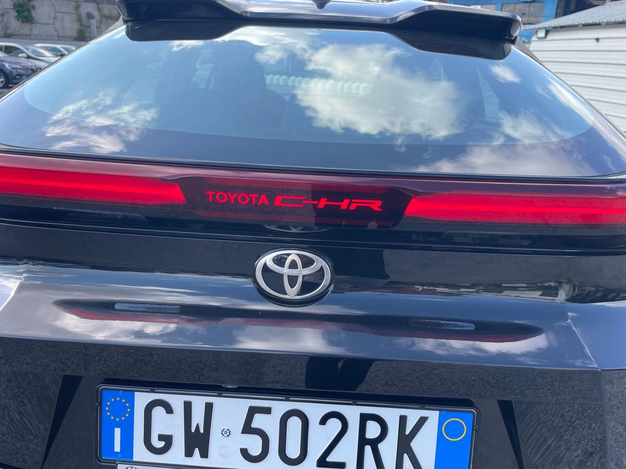Toyota C-HR 1.8 HV ACTIVE SOLO 12 MILA KM !!