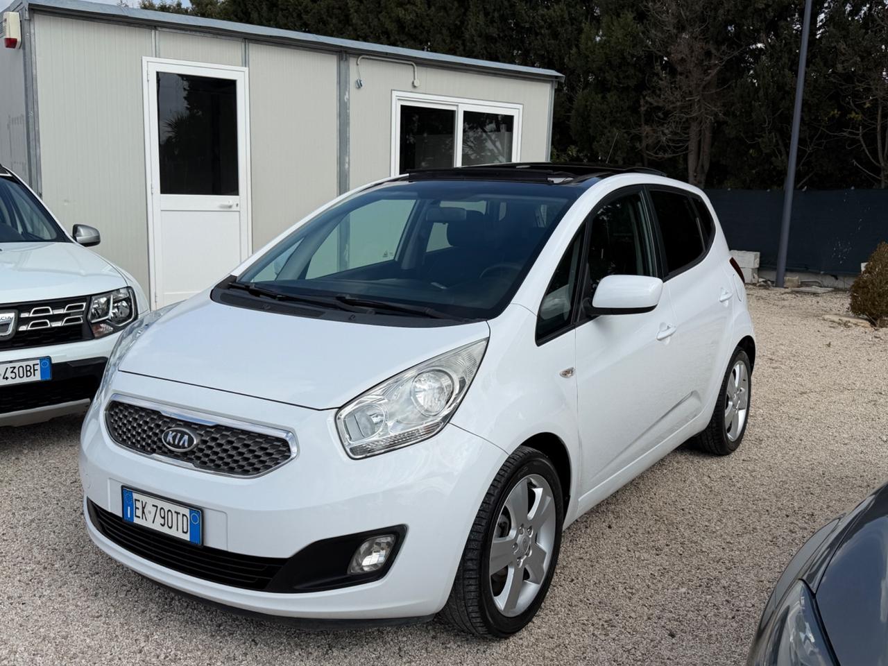 Kia Venga 1.4 CRDi 90CV WGT Fullsky