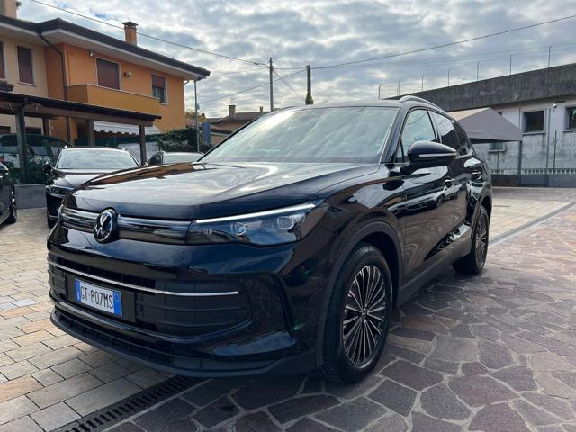 VOLKSWAGEN Tiguan 2.0 TDI 150 CV SCR DSG Elegance