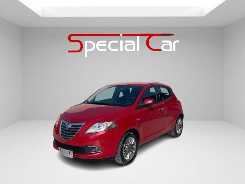Lancia Ypsilon 1.2 69 CV 5 porte S&S Silver
