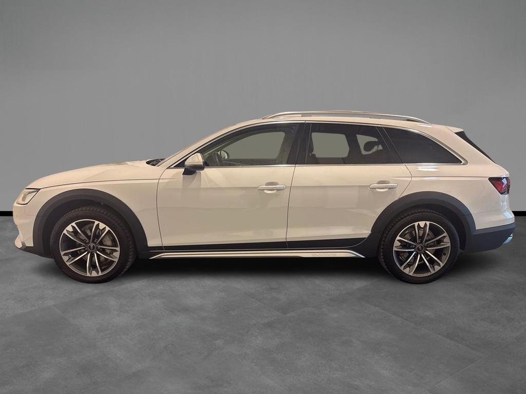 Audi A4 Allroad 40 2.0 TDI mHEV Identity Contrast Quattro S tronic