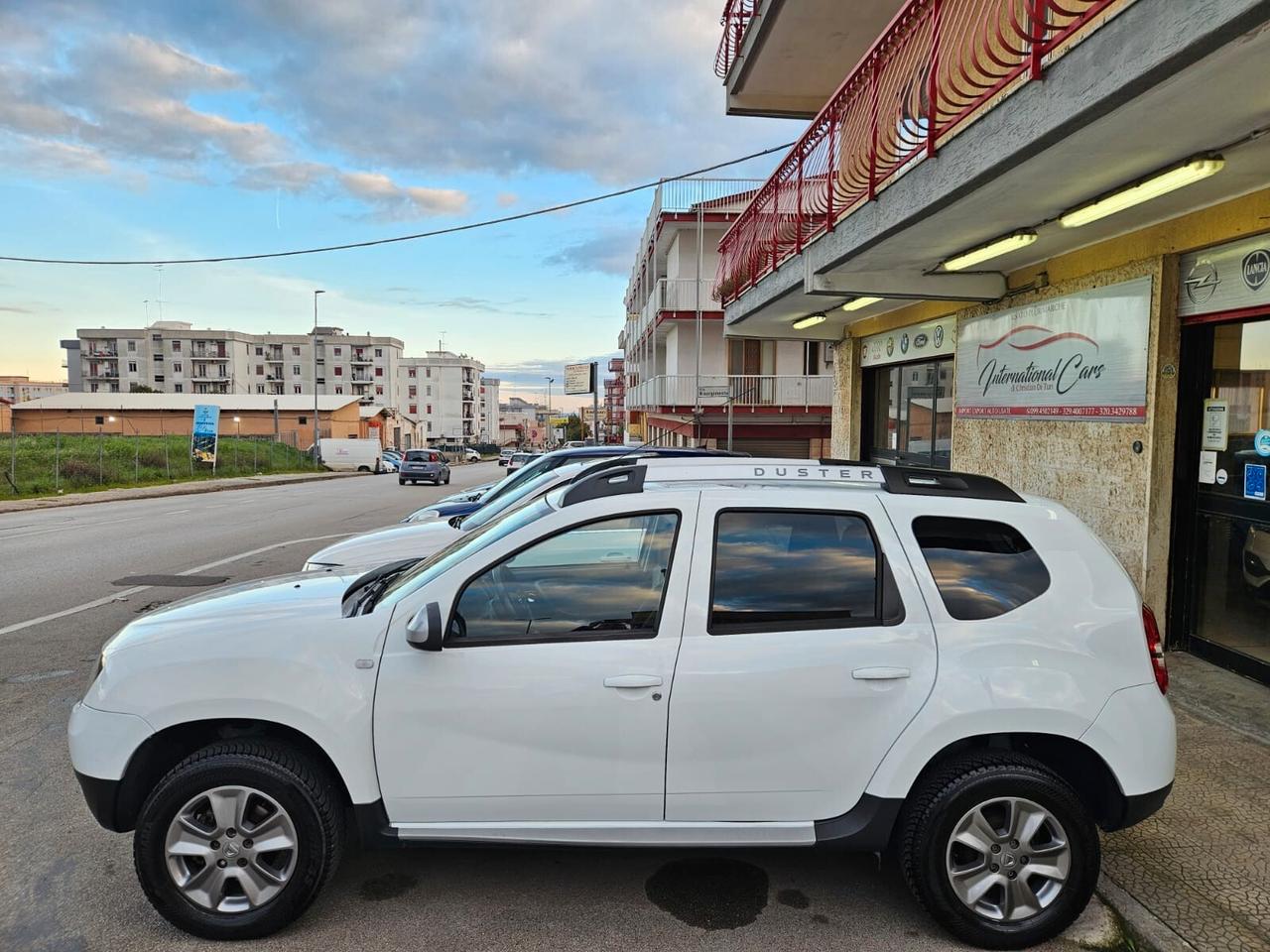 Dacia Duster 1.5 dCi 80kw 110cv FULL NAVI Retrocamera