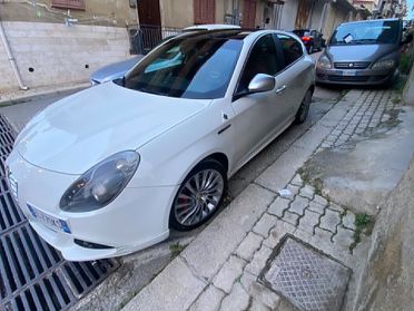 Alfa Romeo Giulietta 1750 TBi Quadrifoglio Verde
