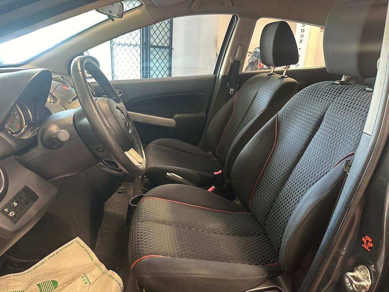 Mazda 2 1.3 16V 75CV 5p. Trendy