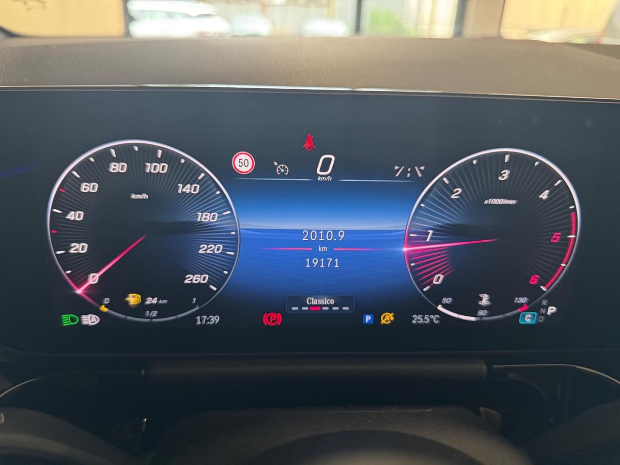 Mercedes-benz GLA 200 180 d Automatic AMG Line Premium