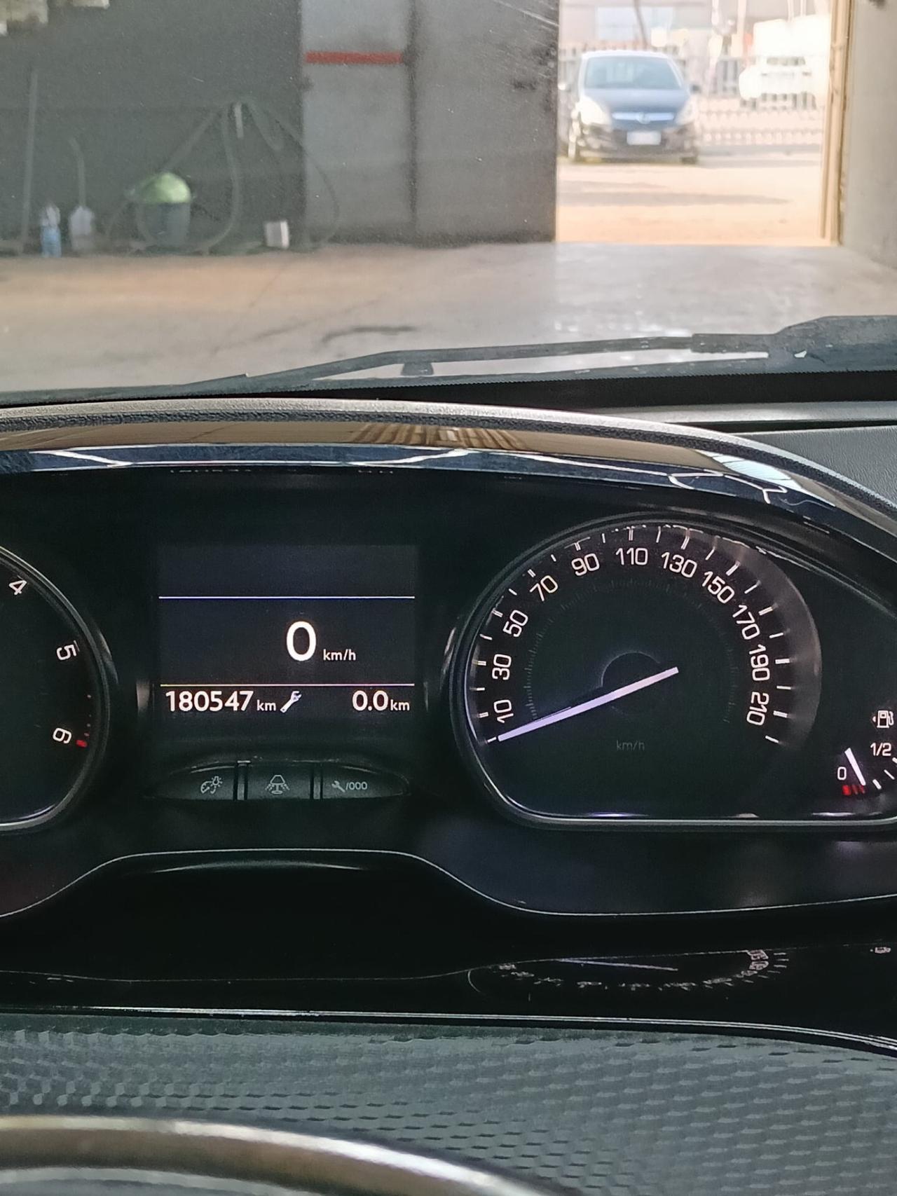 Peugeot 2008 1.6 e-HDi 92 CV Stop&Start Active