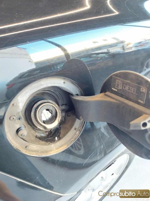 VOLVO V40 D2 1.6 Momentum