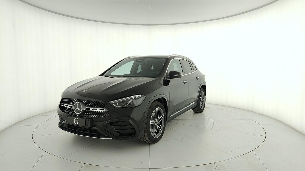 Mercedes-Benz GLA 200 d automatic