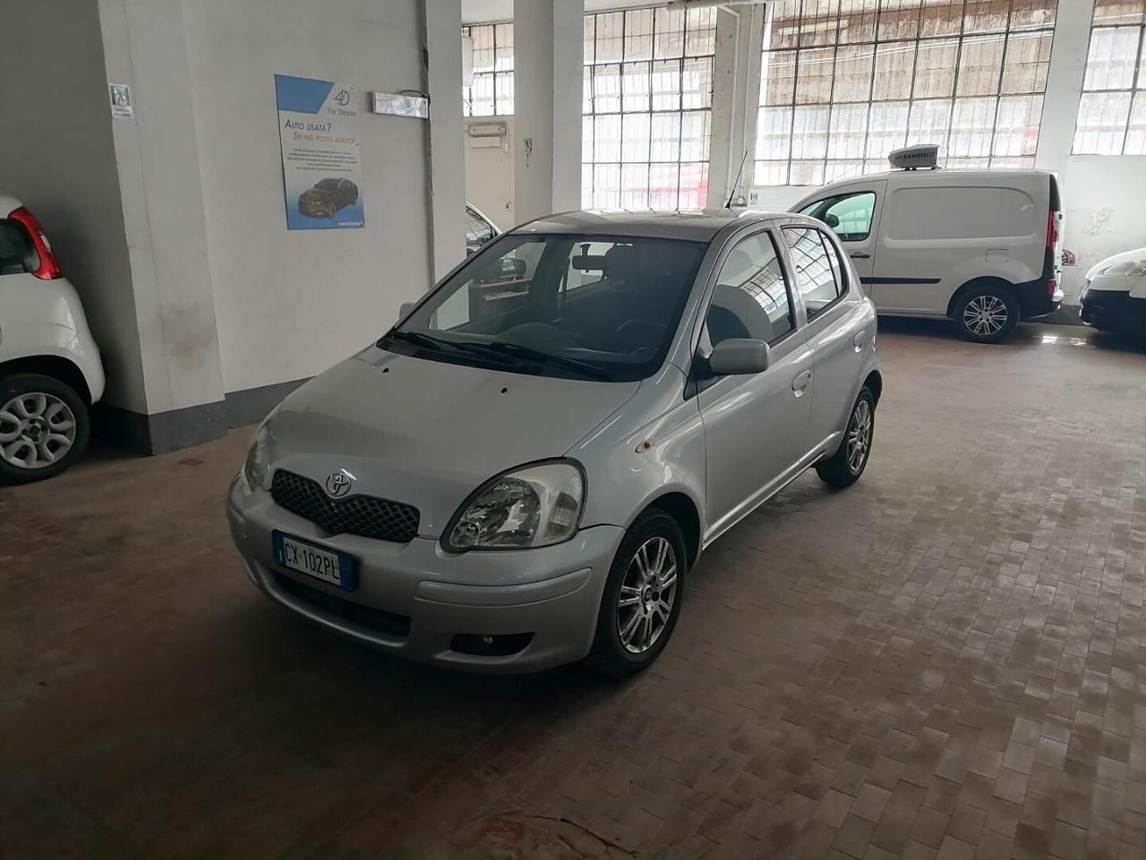 Toyota Yaris 1.0 16v Sol 5p OK NEOPATENTATI